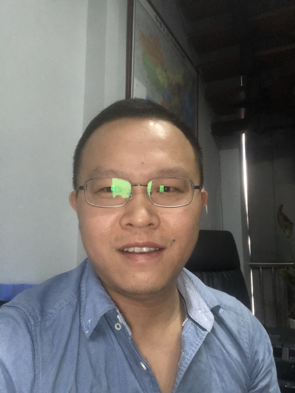 小吴的第一张照片--西安相亲服务中心