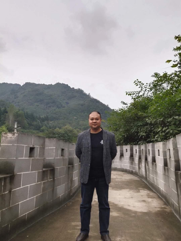 玉竹的第二张照片--西安相亲服务中心