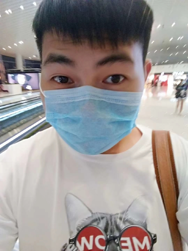 咔咔一顿的第一张照片--西安相亲服务中心