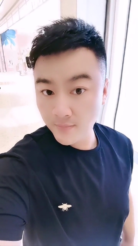 微风徐徐的第二张照片--西安相亲服务中心