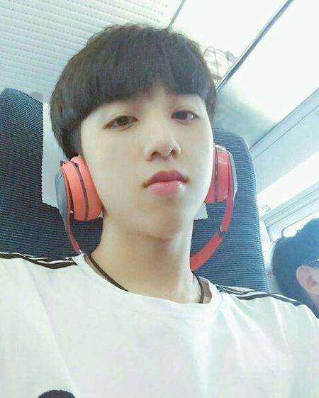 被爱伤了身的第一张照片--西安相亲服务中心