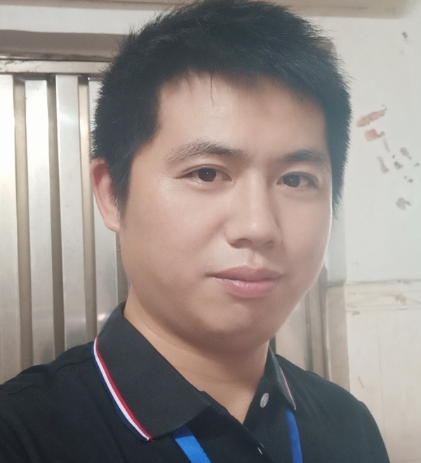 单身奶爸的第一张照片--西安相亲服务中心