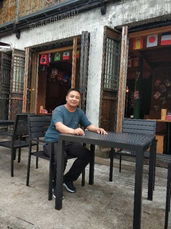 陈目城的第一张照片--西安相亲服务中心