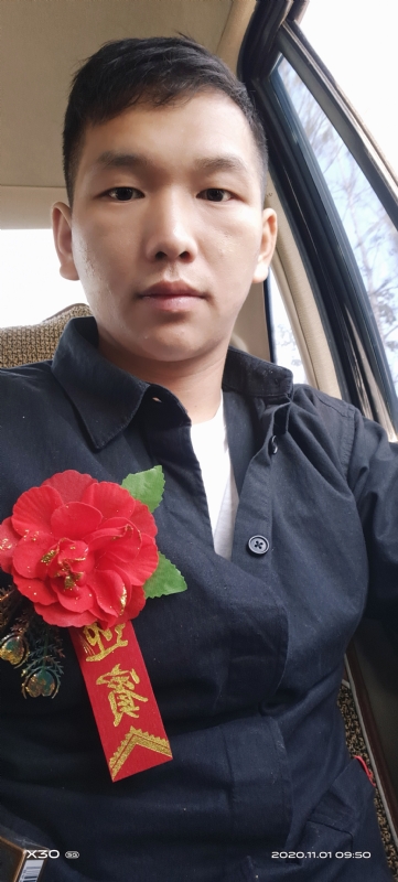 可爱的小猪的第一张照片--西安相亲服务中心