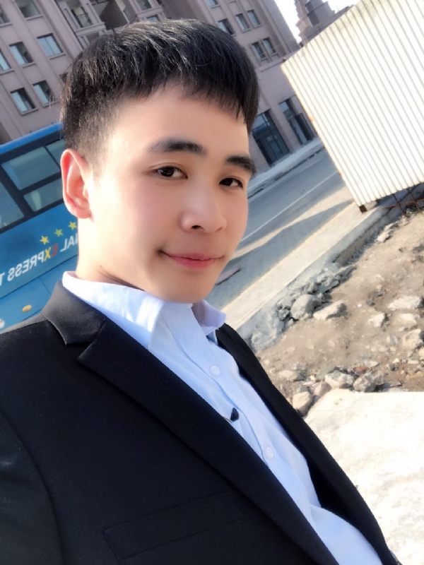 流浪者的第一张照片--西安相亲服务中心