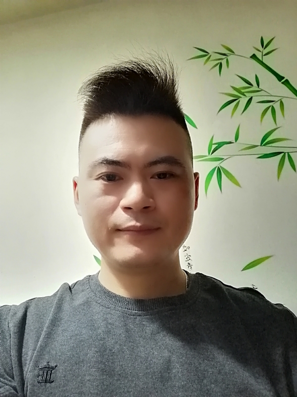 阿旭的第一张照片--西安相亲服务中心