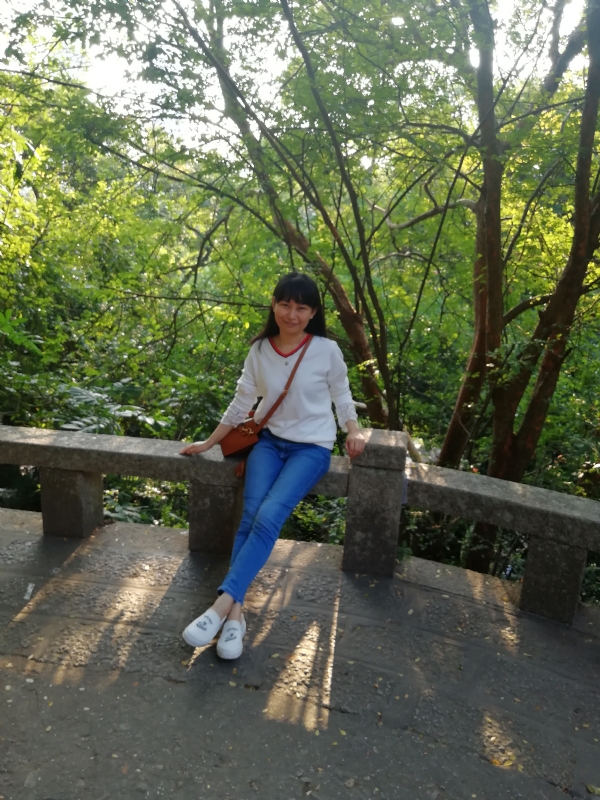 夏陌的第一张照片--西安相亲服务中心