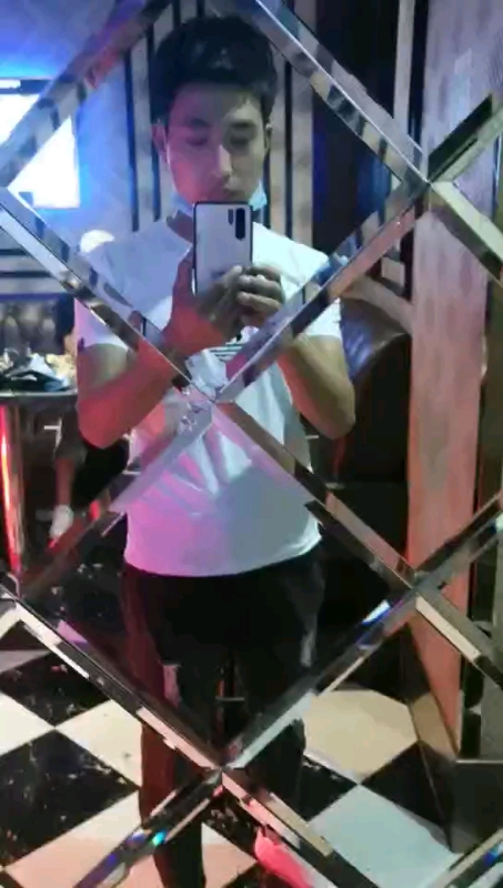 暖心的第一张照片--西安相亲服务中心