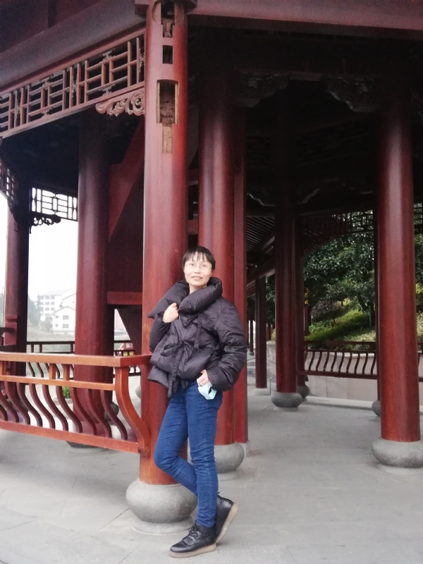 篱落的第一张照片--西安相亲服务中心