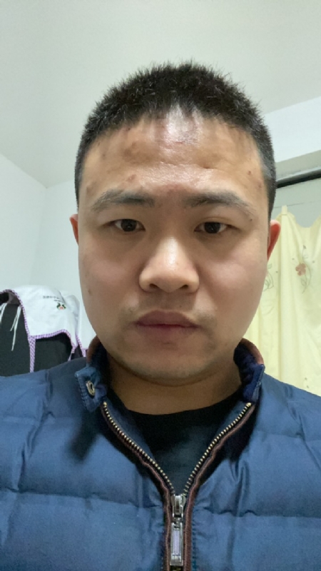 苹果的第一张照片--西安相亲服务中心