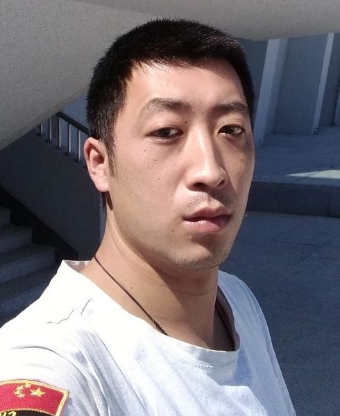 小小的第一张照片--西安相亲服务中心