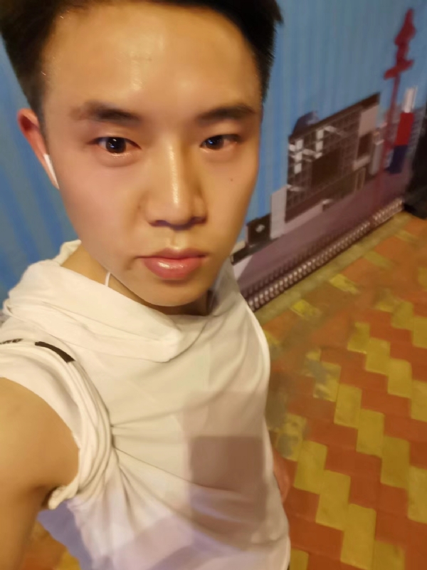 小雷的第一张照片--西安相亲服务中心