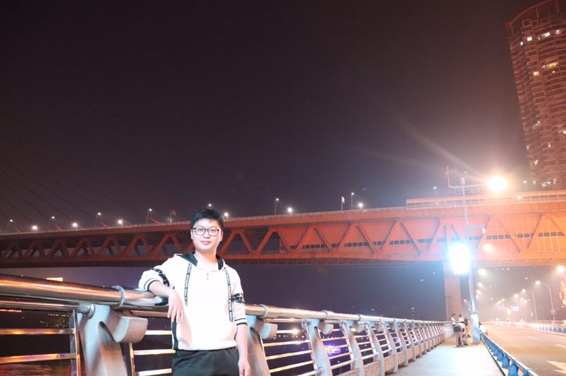 乀漓洛的第二张照片--西安相亲服务中心