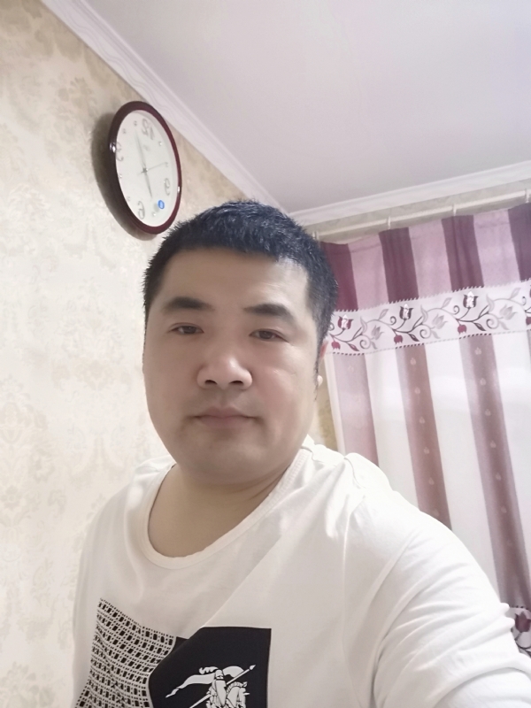 爱你的眼睛的第一张照片--西安相亲服务中心