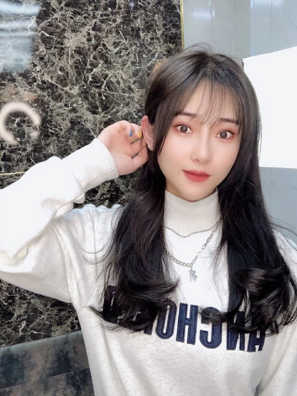 思思的第一张照片--西安相亲服务中心