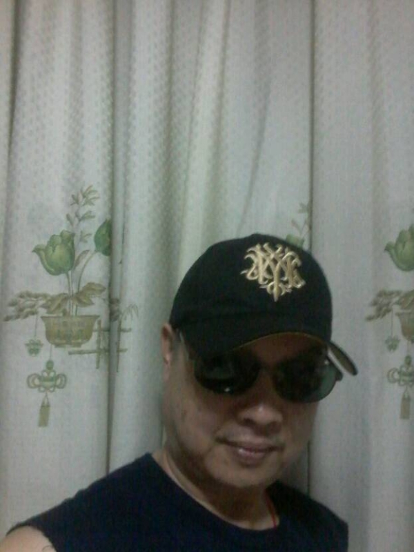 时尚厨男的第一张照片--西安相亲服务中心