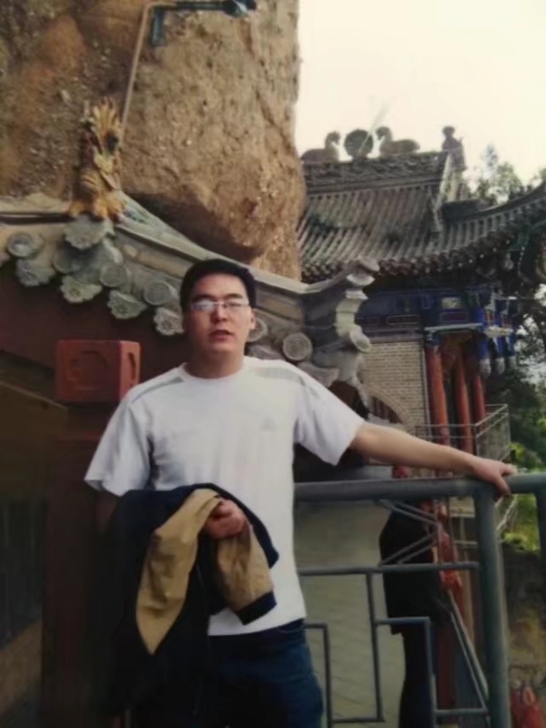 情迷海棠的第一张照片--西安相亲服务中心