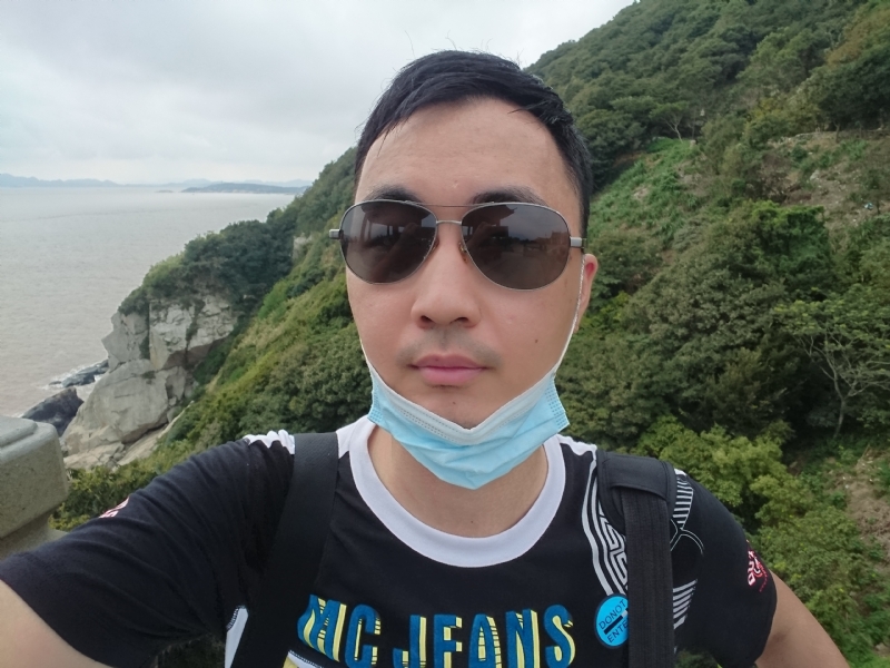 h君的第二张照片--西安相亲服务中心