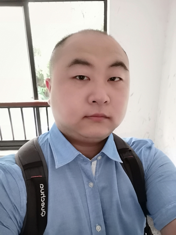 火炎月的第一张照片--西安相亲服务中心