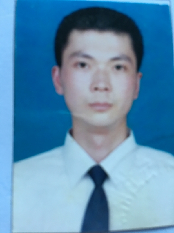 医者仁心的第一张照片--西安相亲服务中心