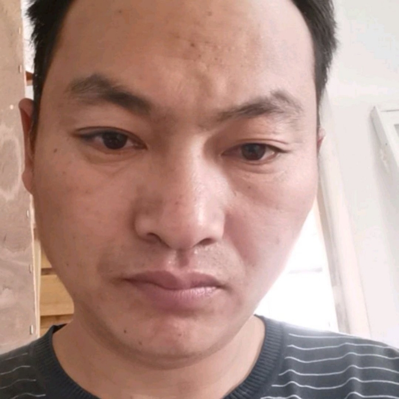 黎离的第一张照片--西安相亲服务中心