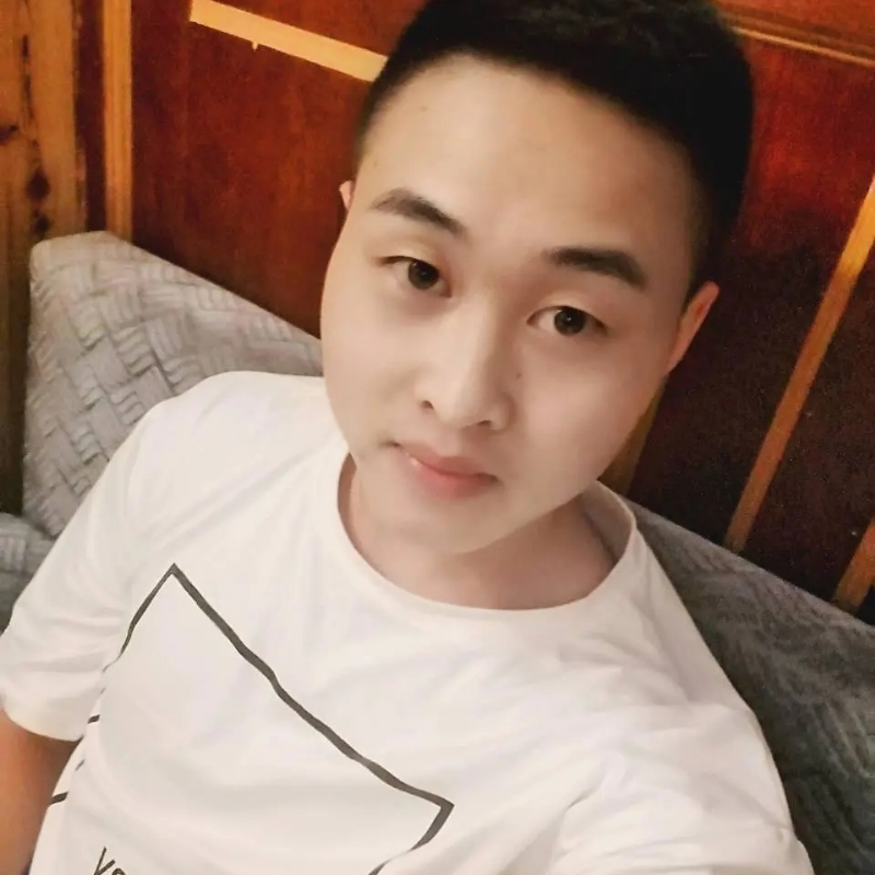 娃娃脸小爸爸的第二张照片--西安相亲服务中心