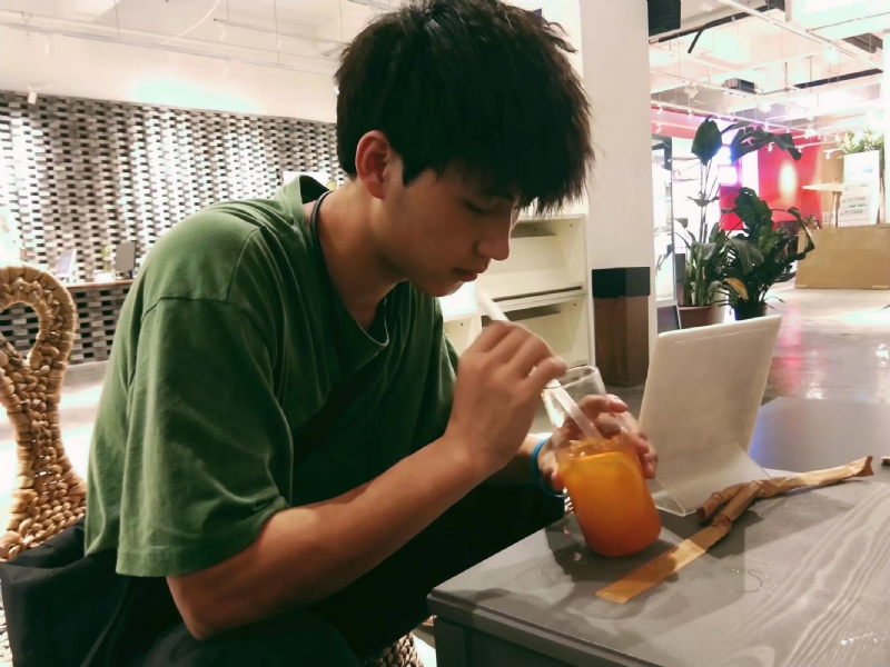 一花一世界的第二张照片--西安相亲服务中心