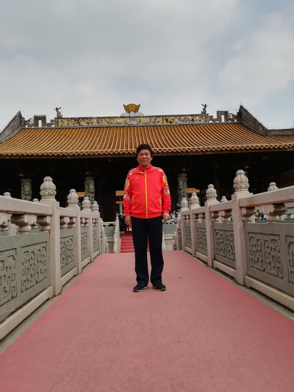 红尘老生的第一张照片--西安相亲服务中心