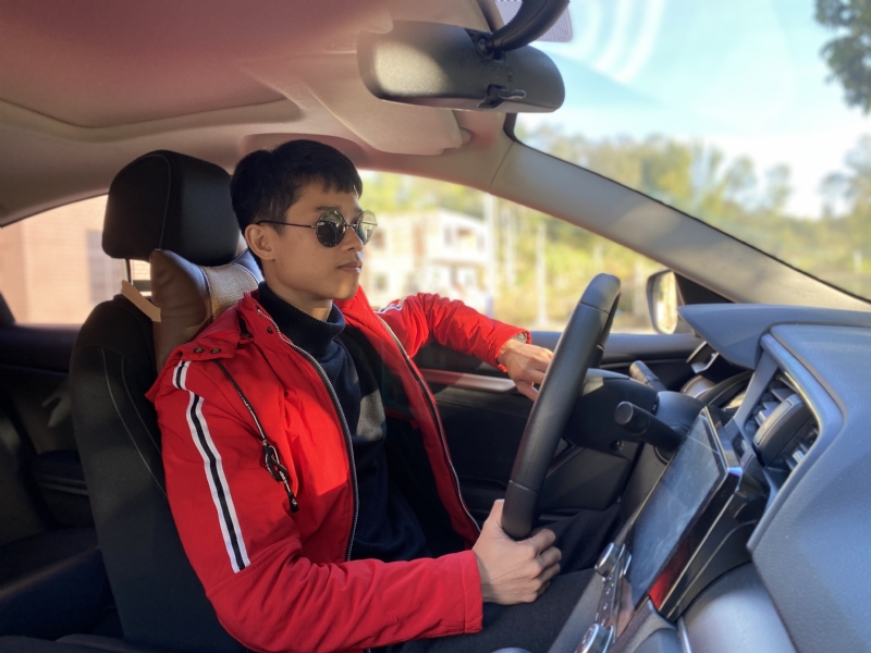 林威成的第二张照片--西安相亲服务中心