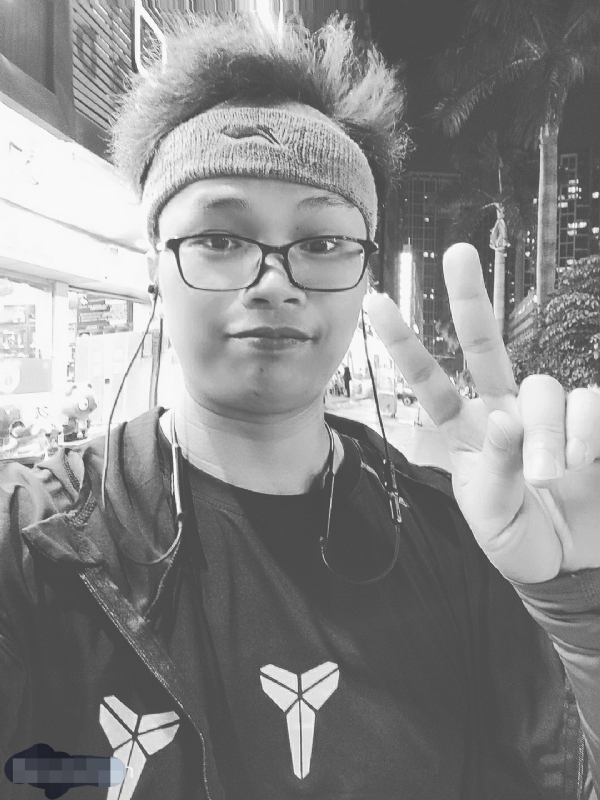 阿蒙的第一张照片--西安相亲服务中心