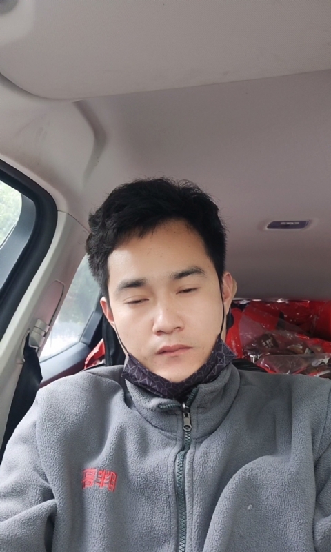 冷锋的第一张照片--西安相亲服务中心