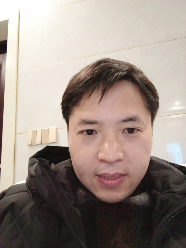 小小的第一张照片--西安相亲服务中心