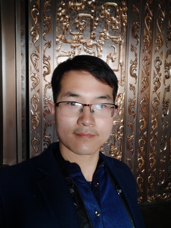 鹏鸟的第一张照片--西安相亲服务中心