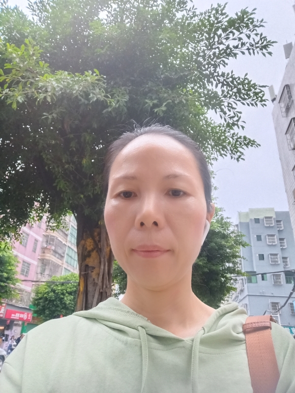 容容的第一张照片--西安相亲服务中心