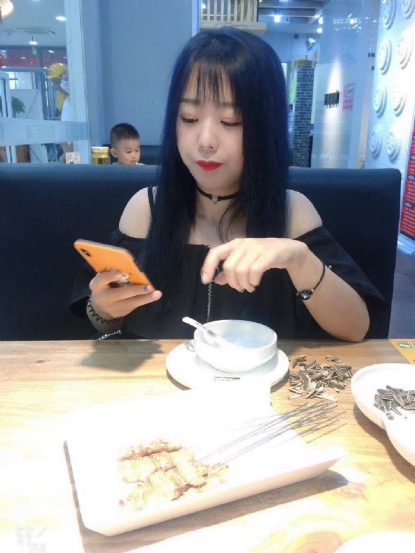 程程的第一张照片--西安相亲服务中心