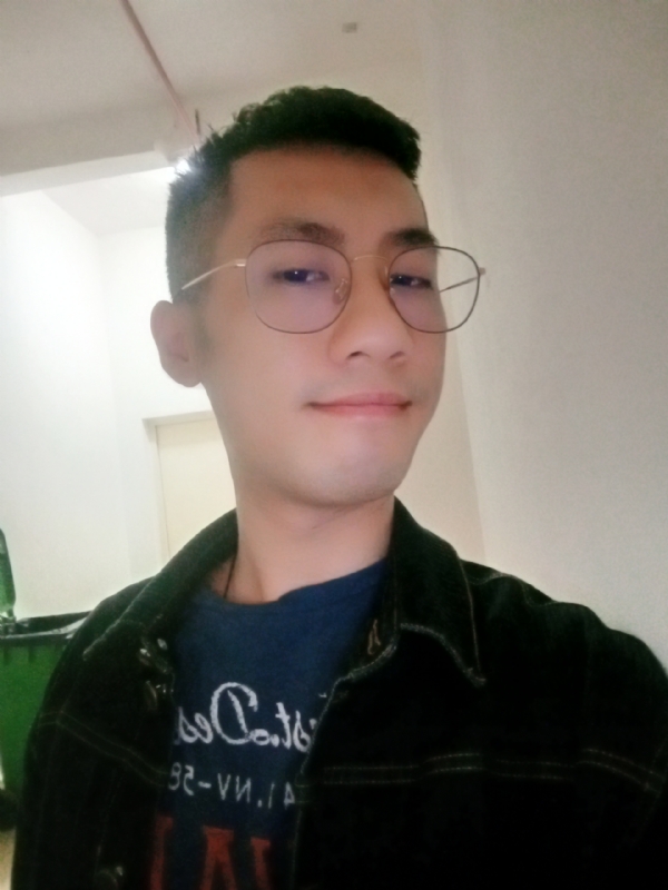 赫兹的第一张照片--西安相亲服务中心