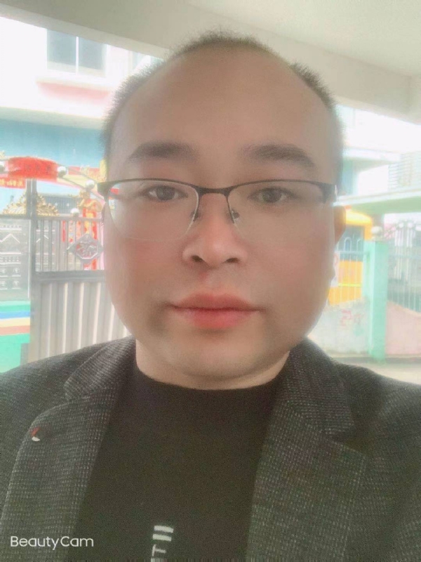 海阔凭鱼跃的第一张照片--西安相亲服务中心