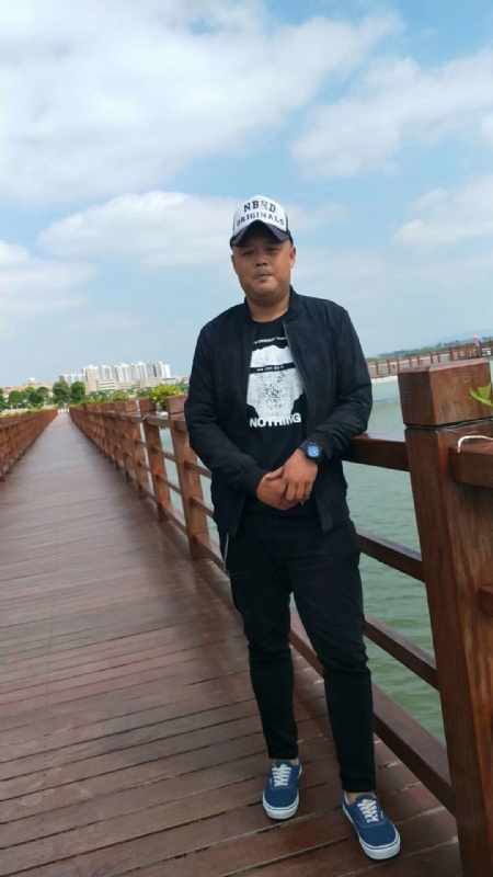 人生如戏的第二张照片--西安相亲服务中心