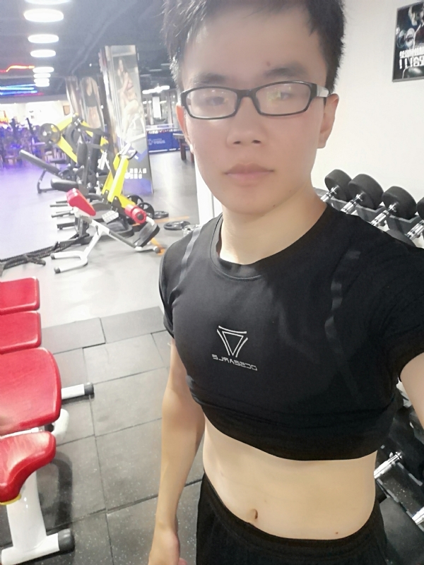 石榴裙下的第一张照片--西安相亲服务中心