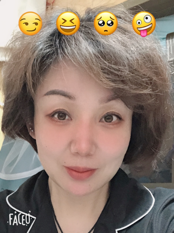 飘拂的第一张照片--西安相亲服务中心