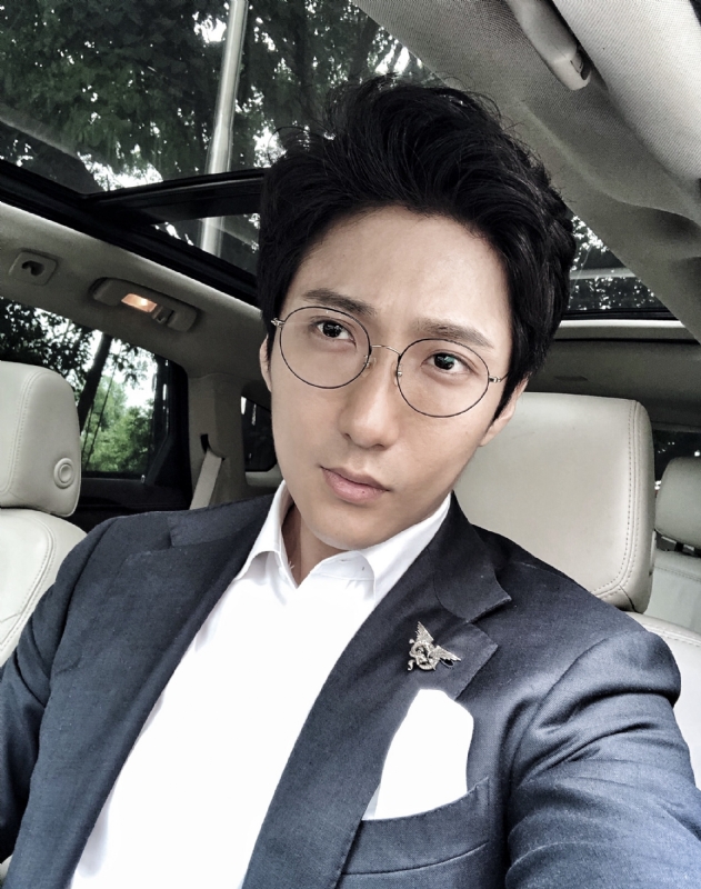 雲天的第一张照片--西安相亲服务中心