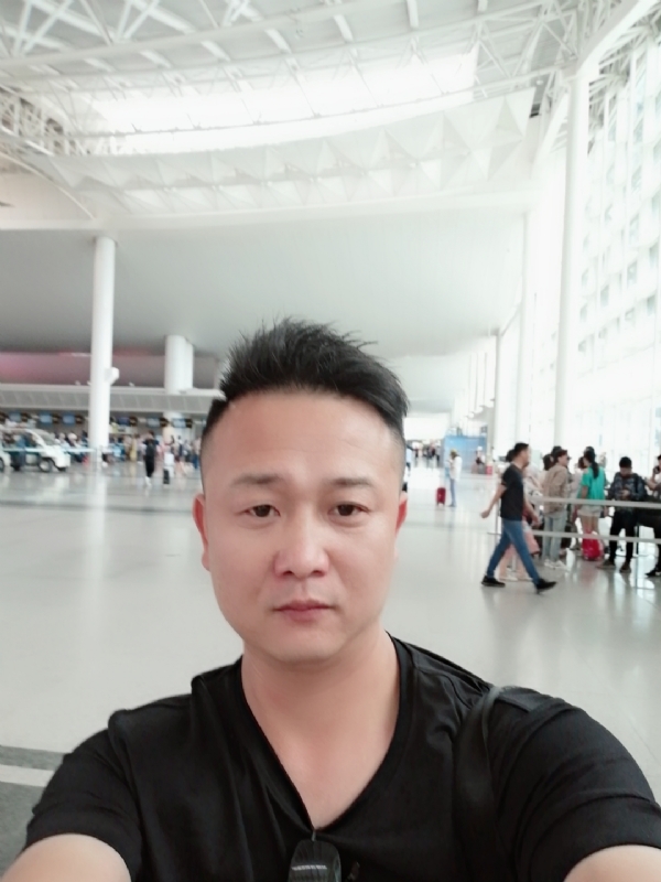 一叶知秋的第一张照片--西安相亲服务中心