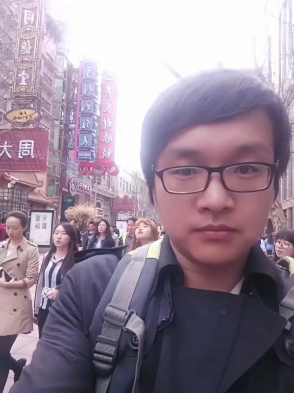 雷子的第一张照片--西安相亲服务中心