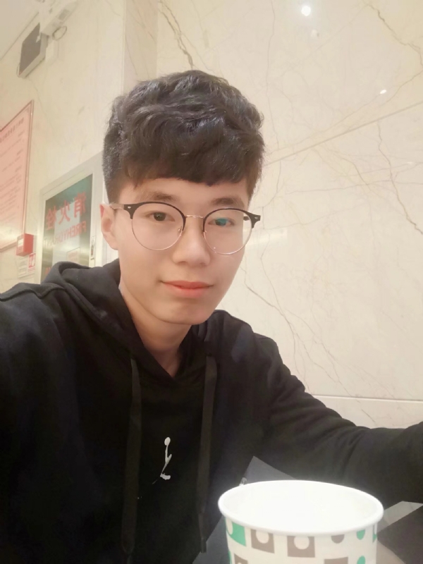 小张的第一张照片--西安相亲服务中心