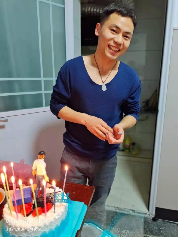 找结婚对象的第一张照片--西安相亲服务中心