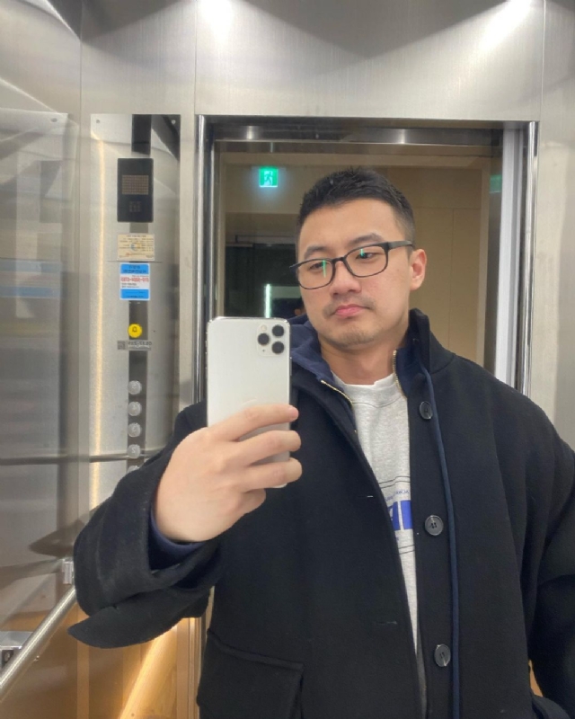 马甲线的第二张照片--西安相亲服务中心