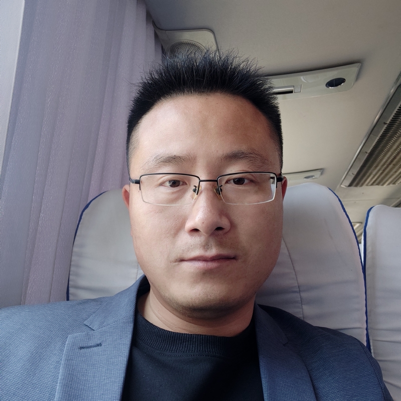 桑业挺的第一张照片--西安相亲服务中心