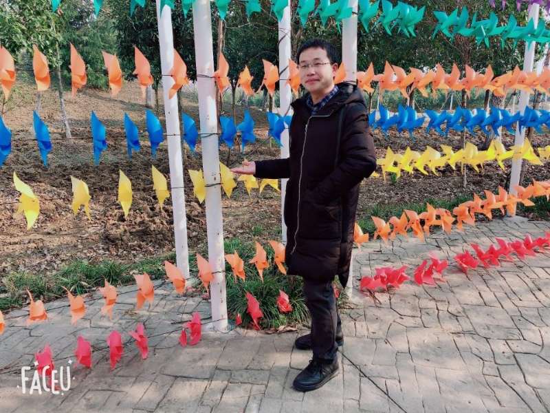 童话里的海的第一张照片--西安相亲服务中心