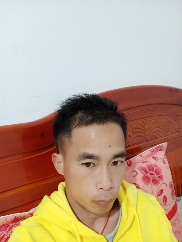 小biu崽的第一张照片--西安相亲服务中心