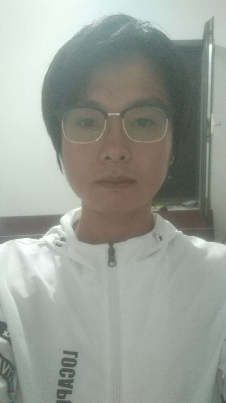 轻吻的第一张照片--西安相亲服务中心